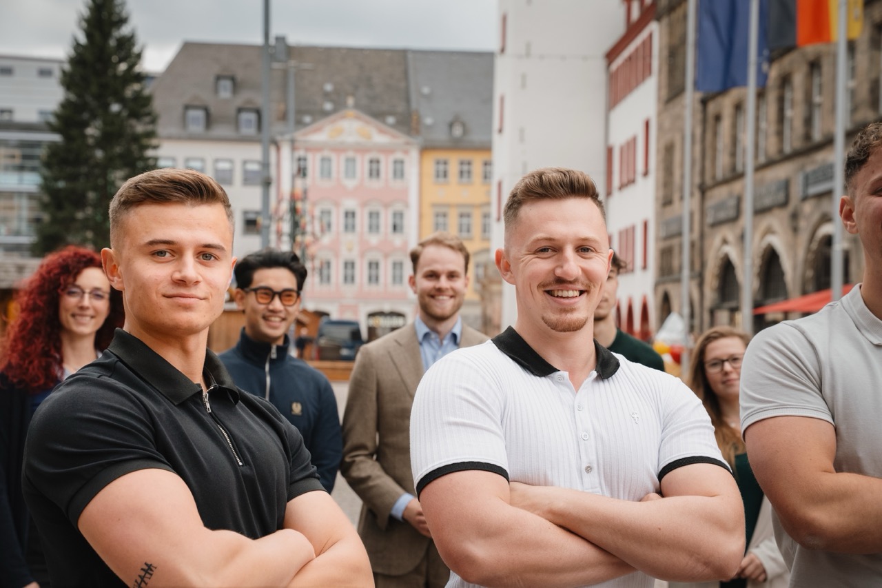 Groß (rebranding-24)