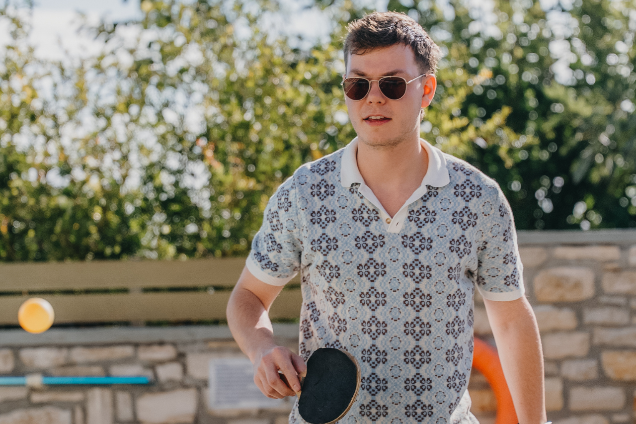 Teambuilding in der Pflege: Wie ein starkes Wir-Gefühl Ihre Einrichtung entlastet und stabilisiert